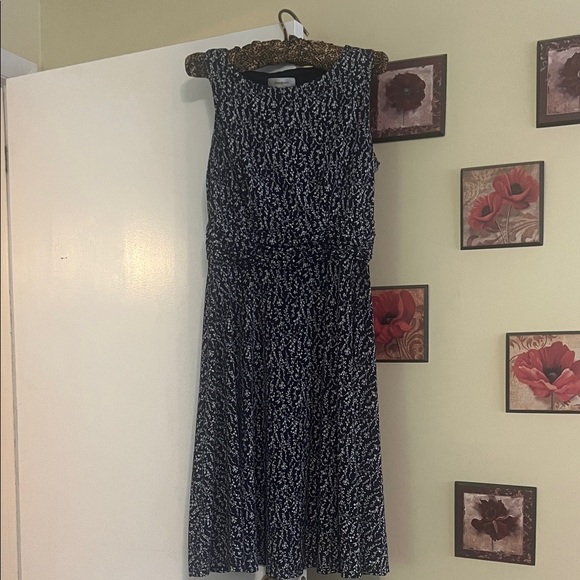 Dress Barn Dresses & Skirts - Elegant Navy and White Patterned Dress